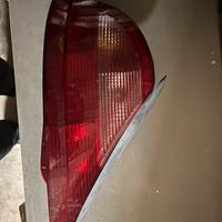 Lancia YFaro posteriore sx