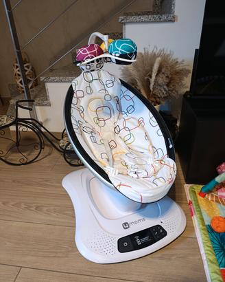 Sdraietta a Dondolo Elettrica MamaRoo 4.0