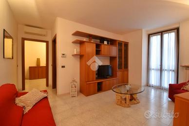 2 LOCALI A PIOLTELLO