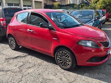 lancia ypsilon 3 serie