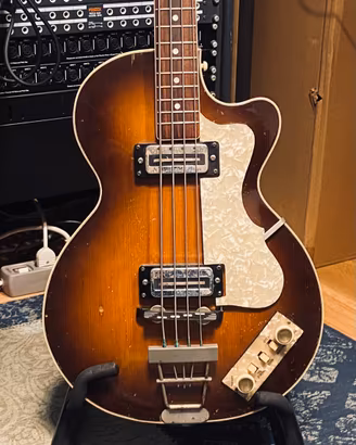 HOFNER 500/2 CLUB BASS ANNO 1967