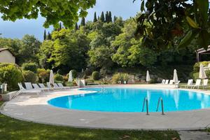appartamento in residence con piscina e tennis