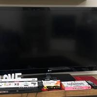 TV LG 47” 3D + Blu-ray 3D + 19 occhiali