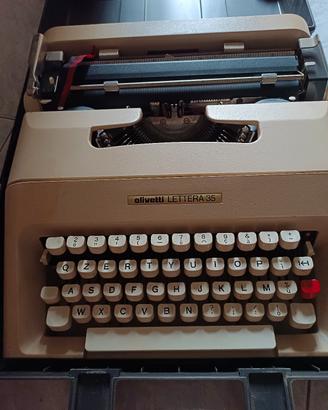 macchina da scrivere Olivetti 35 
