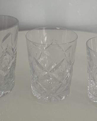 Tumbler vintage in vetro lavorato – 5 set
