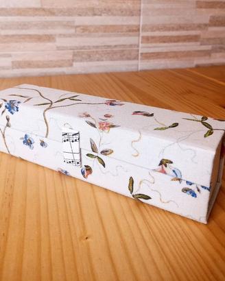 Scatola/Astuccio portapenne a fiori
