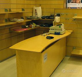 Arredamento negozio
