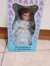 Bambola di porcellana rep di san marino 