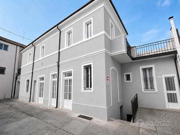 Appartamento Forlì [Cod. rif 3327576VRG]