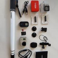 GoPro Hero3+ completa di accessori