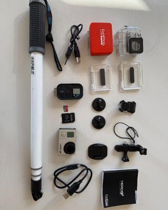 GoPro Hero3+ completa di accessori
