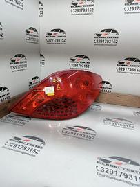 Faro fanale stop posteriore destro peugeot 207 200