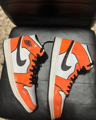 Nike Air Jordan 1 mid Turf Orange