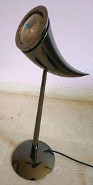 Lampada ARA di Flos_Starck