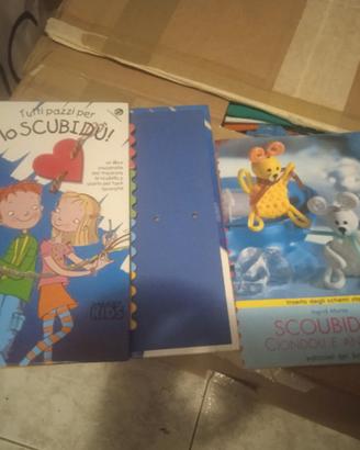 Lotto 2 libri per la realizzazione dello scoubidou