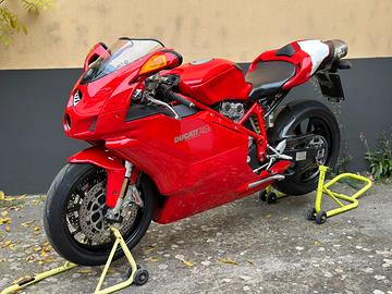 Ducati 749s