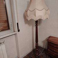 Lampade con piantana