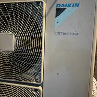 Daikin ricambi altherma pompa calore condizionator