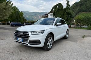 Audi Q5 2.0 TDI 190 CV quattro S tronic Sport
