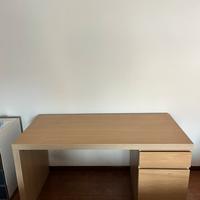 Scrivania Ikea modello Malm