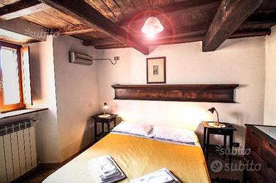 Bilocale con giardino montagna/lago 80km Roma