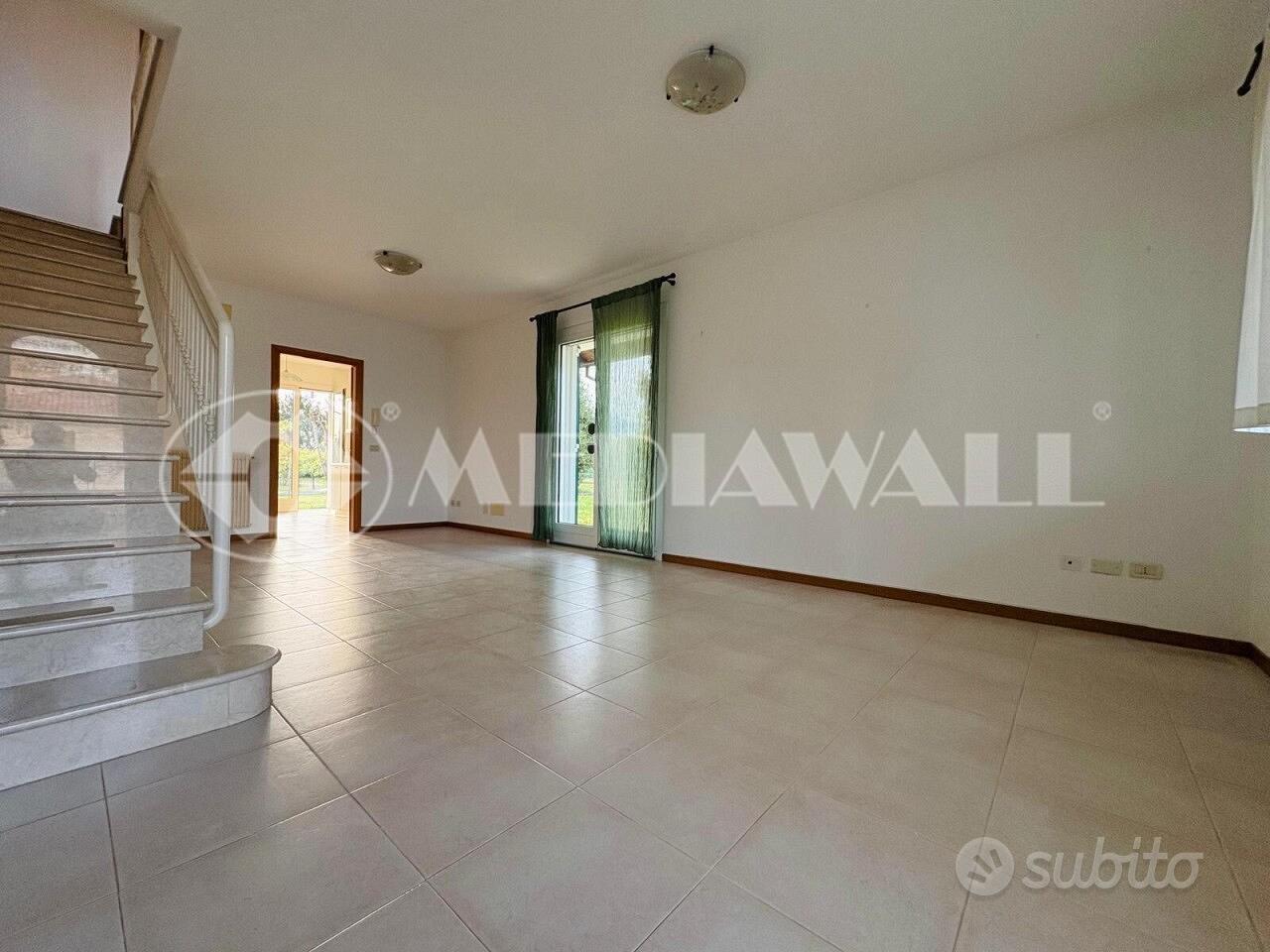 Villa a schiera a Roveredo in Piano - Vista 5