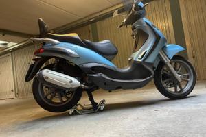 Beverly 250 i.e.
