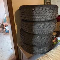 Cerchi in acciaio ford da 16” completi di gomma