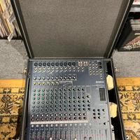 Mixer yamaha MG 166 cx USB + custodia