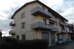 Vendita Appartamento con soffitta e garage privato