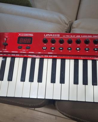 tastiera midi 
