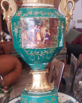 Vaso in porcellana francese del 1850
