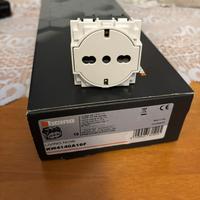 Bticino living now prese shuko