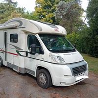 Semintegrale Adria Matrix M680SP  32631 Km