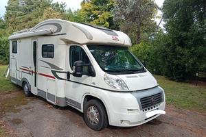 Semintegrale Adria Matrix M680SP  32631 Km