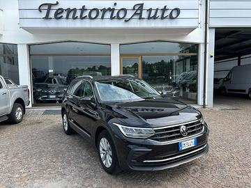 VOLKSWAGEN Tiguan 2.0 TDI 150 CV SCR DSG Life