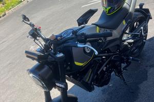 Moto benelli leoncino 250