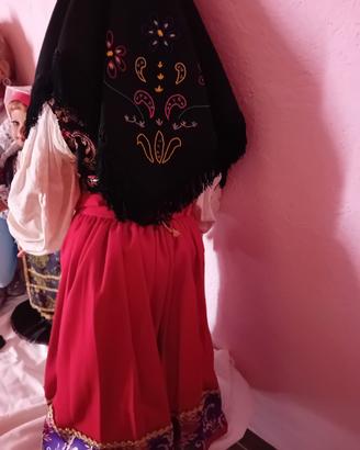 costume sardo da bambina