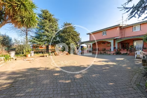 Villa di 139 m² con 3 locali e box auto doppio a A