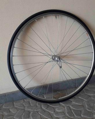Ruota anteriore 28 mozzo FRM carbonio
