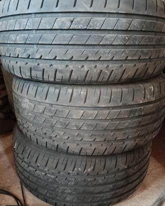 Pneumatici Lassa Driveways 235/45/17