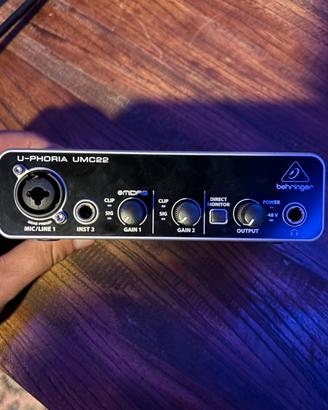 Scheda audio behringher