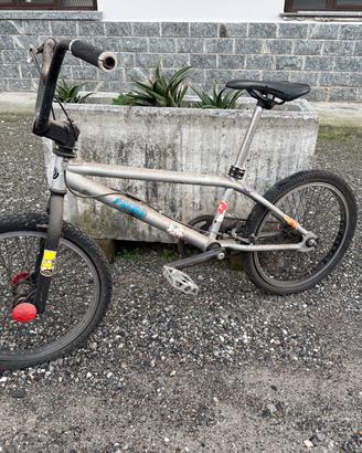 Bicicletta BMX
