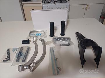 Ricambi come da foto per vespa 50 special