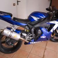 RIcambi yamaha r1 2002 smembro