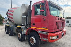 ASTRA HD7 84.38 con betoniera CIFA SRY1300