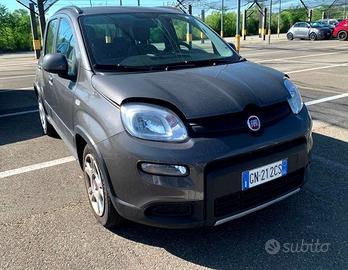Fiat Panda 1.0 FireFly S&S Hybrid Garmin