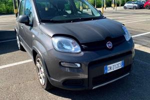 Fiat Panda 1.0 FireFly S&S Hybrid Garmin