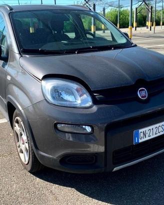 Fiat Panda 1.0 FireFly S&S Hybrid Garmin
