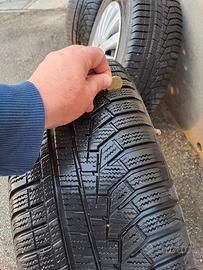  4 pneumatici invernali 215/60 R16 + cerchi